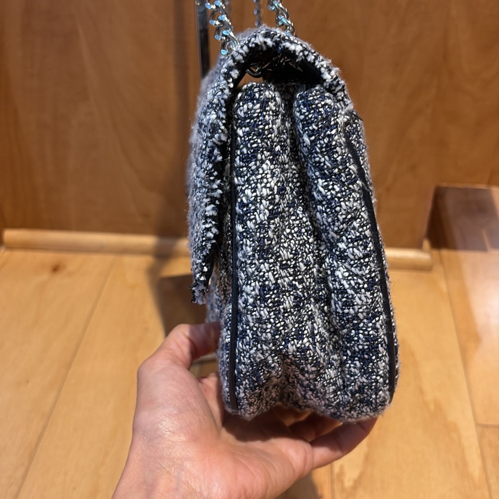 Michael Kors Sloan Large Admiral Tweed Shoulder Bag Navy Blue silver chevron - Picture 6 of 16